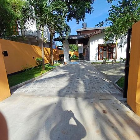 Villa Delorenta Anuradhápura Exteriér fotografie