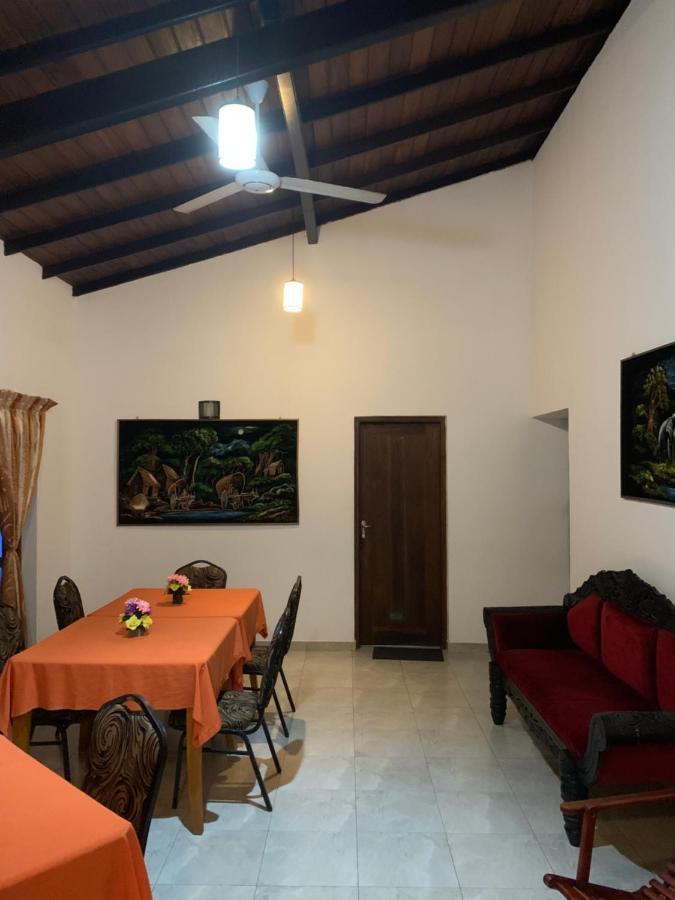 Villa Delorenta Anuradhápura Exteriér fotografie