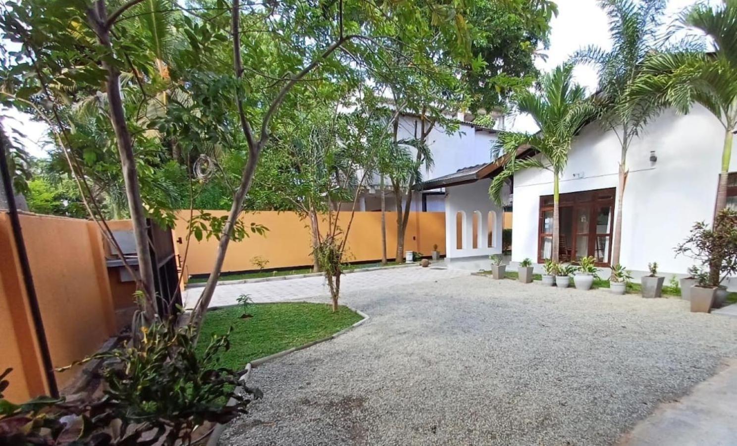 Villa Delorenta Anuradhápura Exteriér fotografie